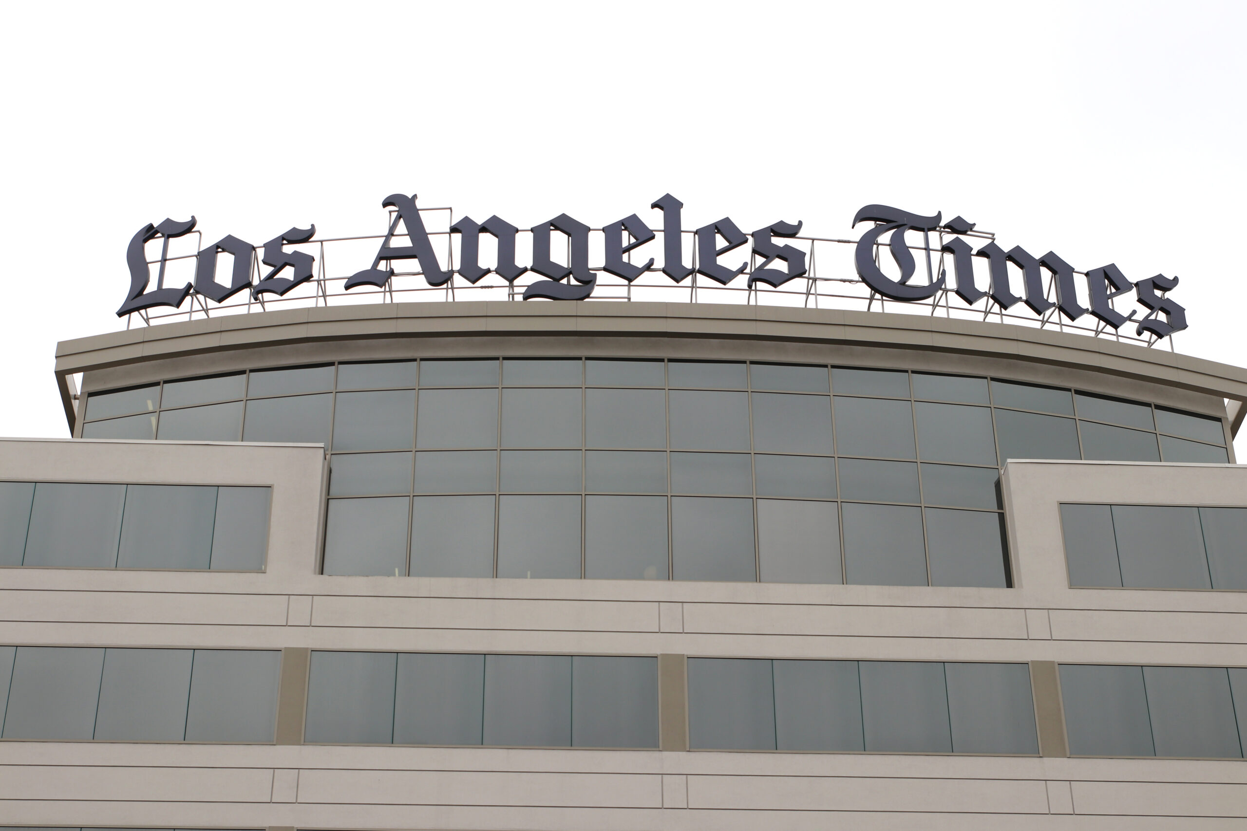 Los Angeles Times Owner Fires Far-Left Editorial Board – Wants ‘Factual and Balanced Coverage’ of Trump Presidency