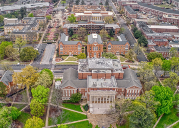 Harvard Institute of Politics director rejects student president's call to drop nonpartisan status after Trump win
