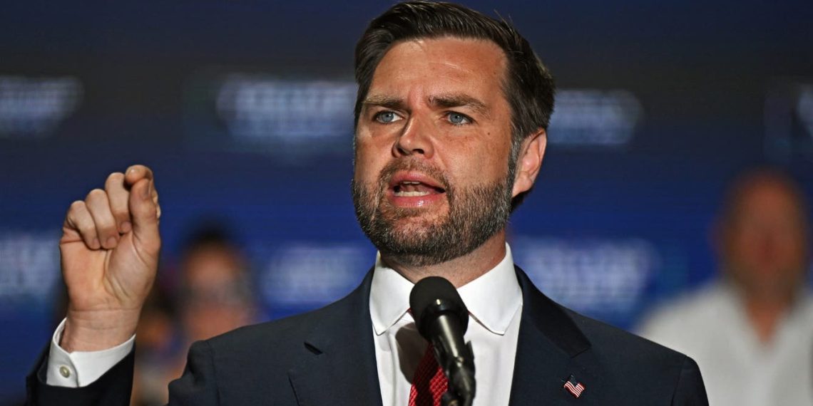 Popular Comedian Reveals J.D. Vance's Insane Security Detail: VIDEO