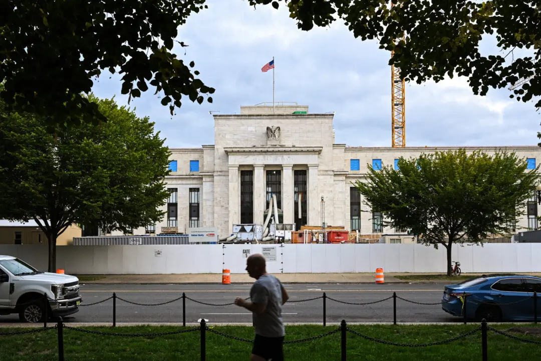 Fed Set to Shift to Moderate Interest Rate Cuts, but the Path to Lower Rates Remains Uncertain