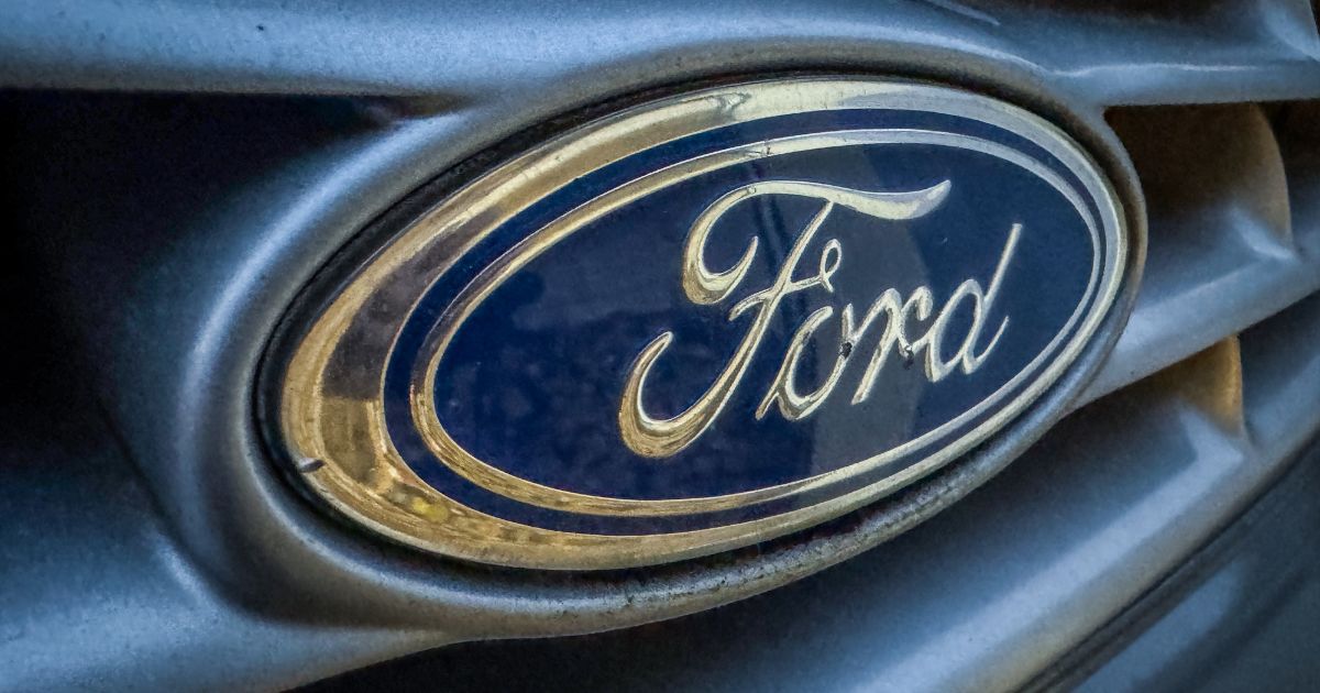 Ford Donates Eye-Watering Amount of Cash for Trump's Inauguration Along with Vehicle Fleet