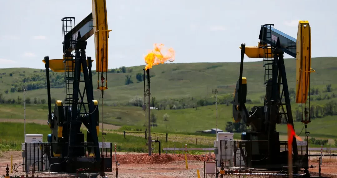 Trump Pledges to Accelerate Approvals for Projects Worth $1 Billion or More