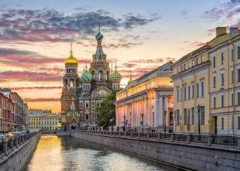 Russia Closes Polish Consulate As Warsaw Accuses Moscow Of 'Sabotage, Terrorism'