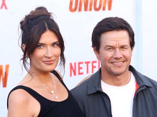 Mark Wahlberg’s Wife Rhea Durham Blasts Newsom for ‘Standing Around Laughing’ During Cataclysmic Fires