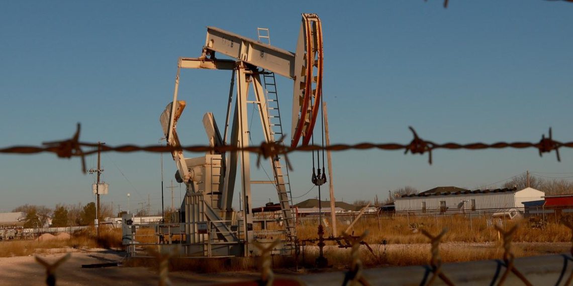 Texas oil, natural gas industry breaks record: $27.3 billion paid in taxes, royalties