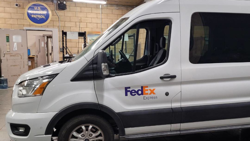 ‘FedEx Driver’ Busted Smuggling Illegals in Fake Delivery Truck