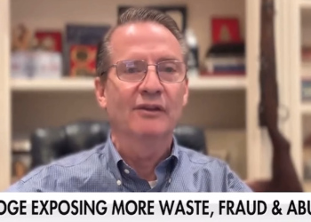 Congressman Tim Burchett Believes DOGE Money Trail Will Reveal “Foreign Aid Payments” Returning to Congress