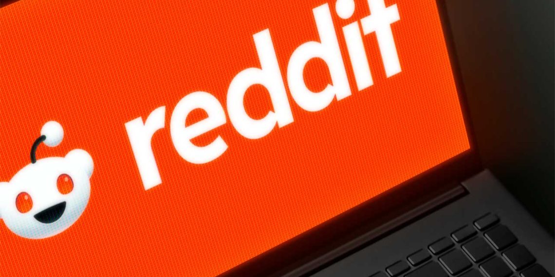 Top Streamer Says Violent Threats on Reddit Will Lead to Real ID For the Internet