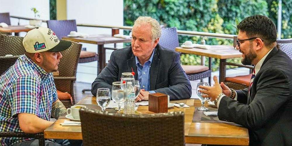 Chris Van Hollen El Salvador