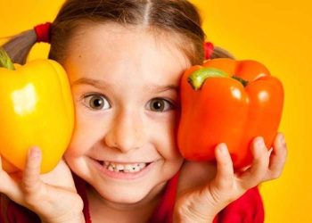little-girl-child-peppers