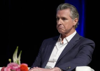 Gavin Newsom Refuses to Release Texts, Emails About L.A. Fires