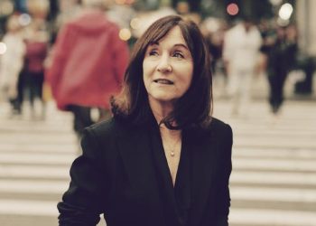 Jane Mayer