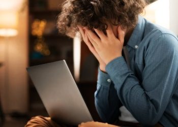 Social Media Warning Labels