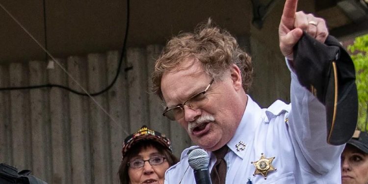 Michigan Sheriff Posts Shocking Email Showing How Non-Citizens Land on the Rolls